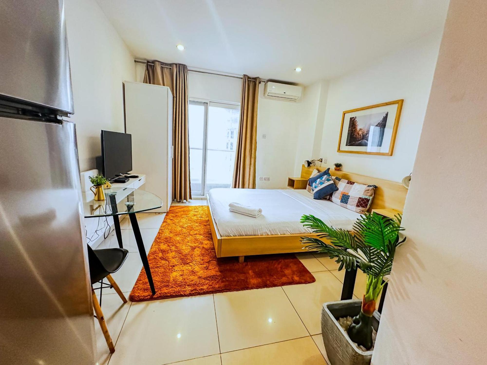 Gallery Apartments By Bestwest Hospitality Аккра Экстерьер фото
